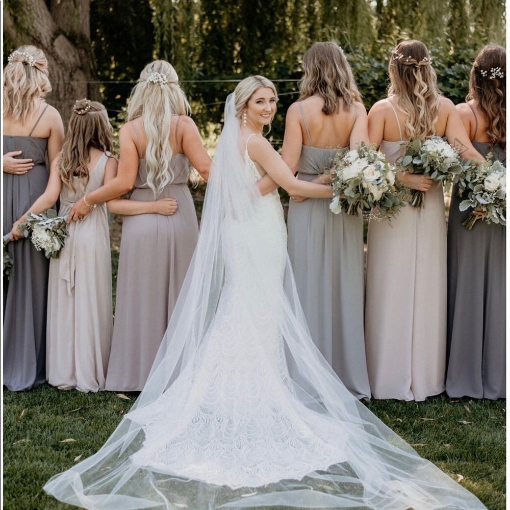 GRAY BRIDESMAIDS WRAP DRESS - Picture 4 of 4